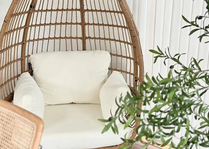 Cozy 5bd 2bth With Scandinavian Vibes
